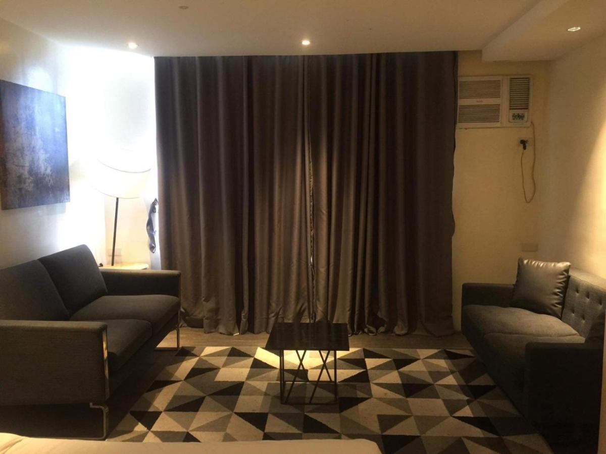 City Park Hotel Residences Taguig Esterno foto