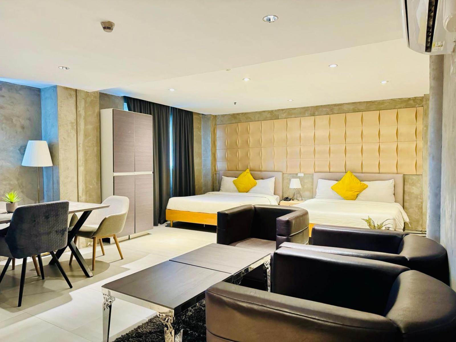 City Park Hotel Residences Taguig Esterno foto