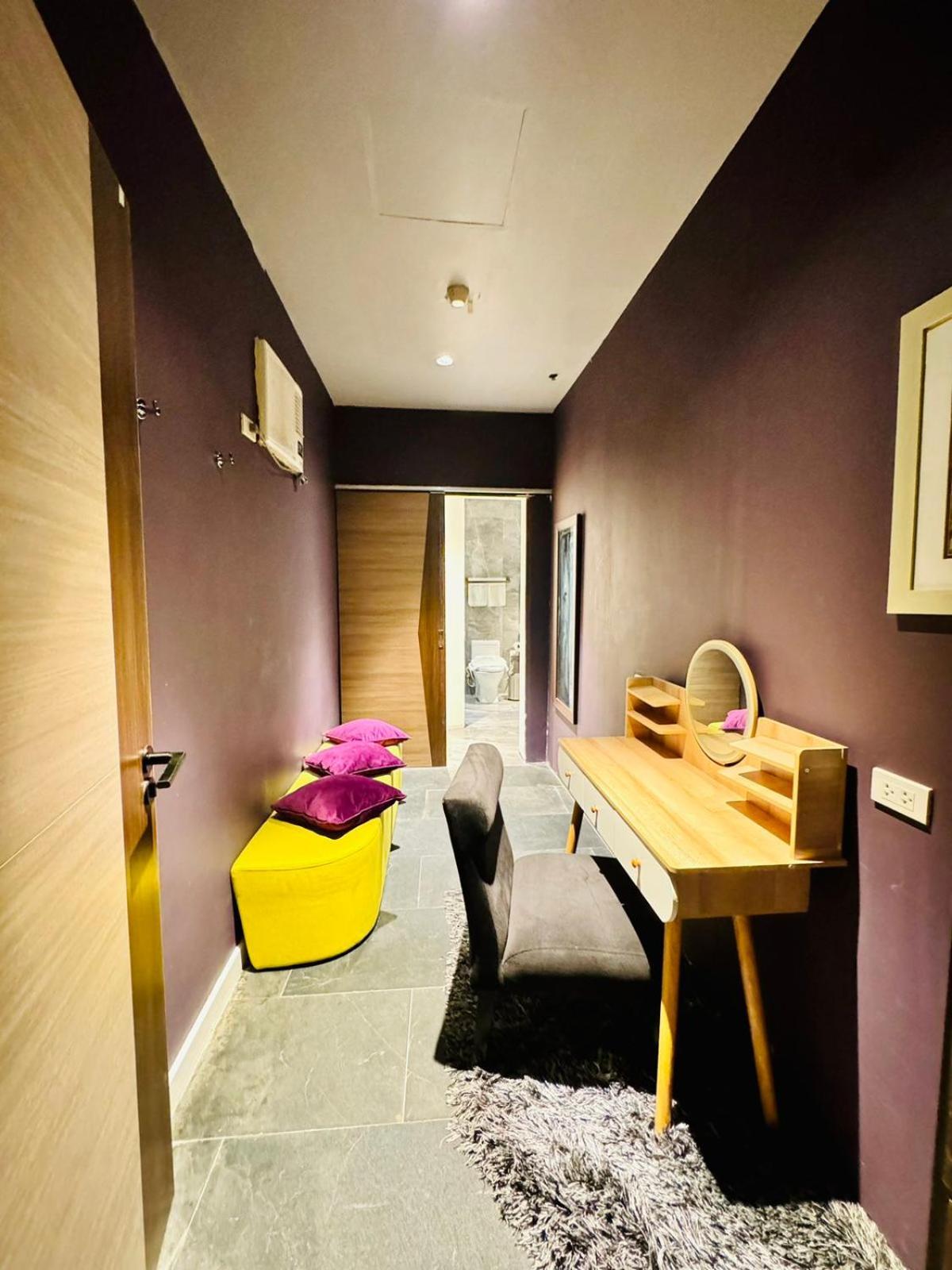 City Park Hotel Residences Taguig Esterno foto