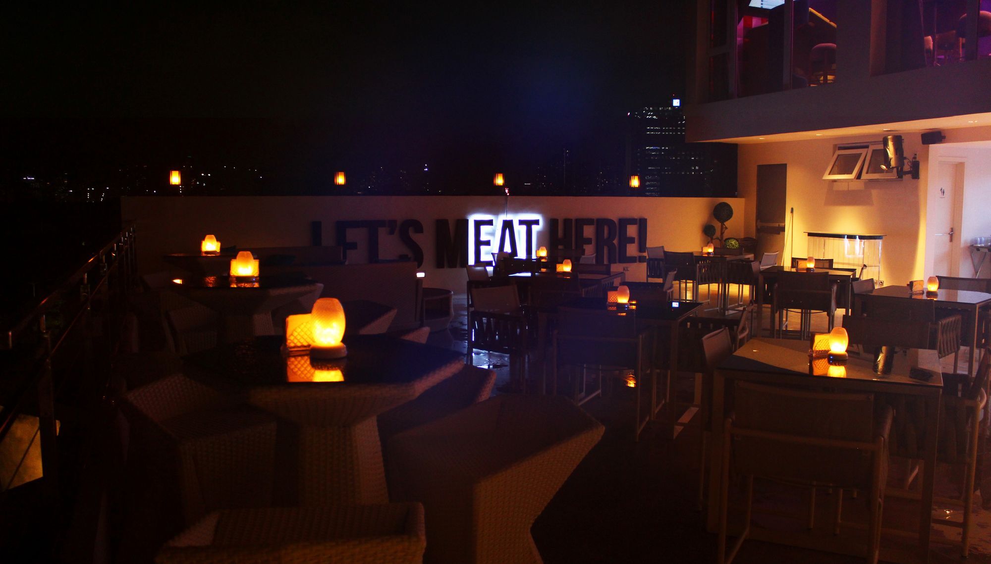 City Park Hotel Residences Taguig Esterno foto