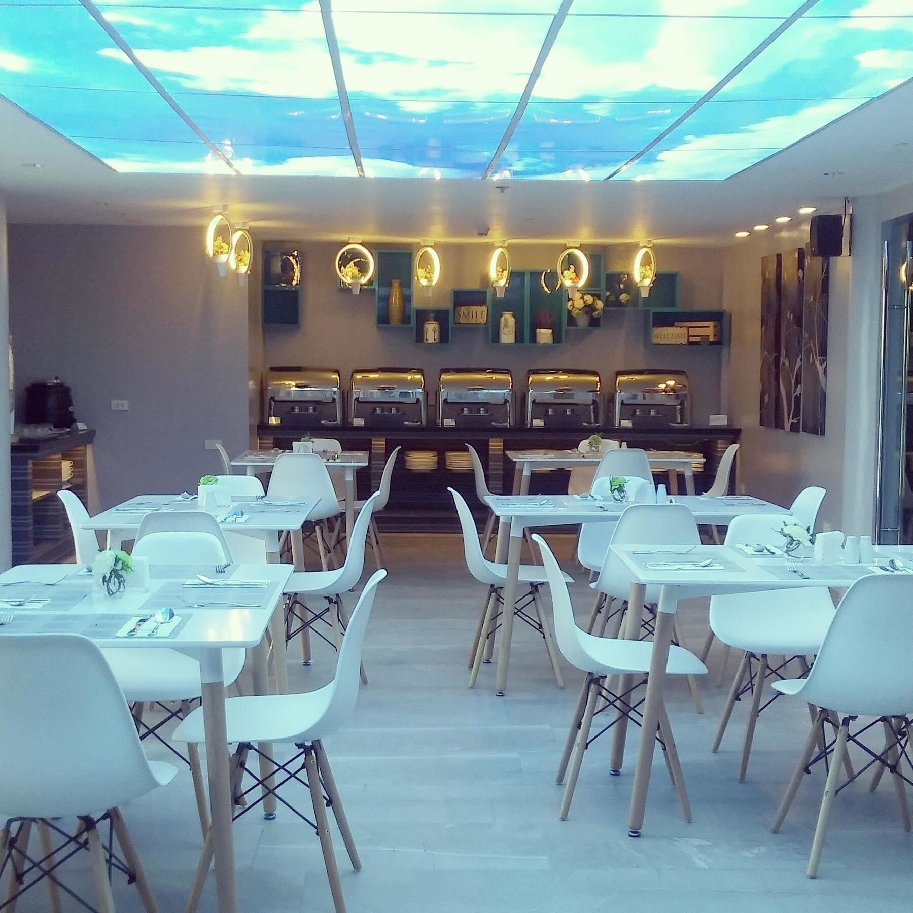 City Park Hotel Residences Taguig Esterno foto